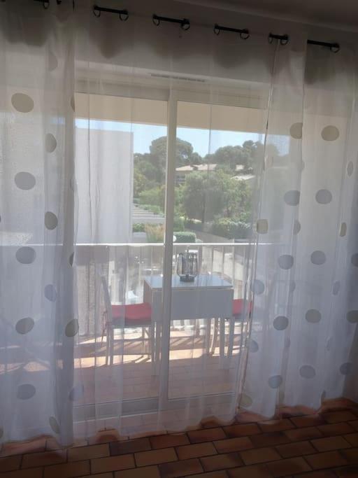 Au Calme A 2Min Mer Parking Balcon Wifi Clim! Six-Fours-les-Plages Exterior foto