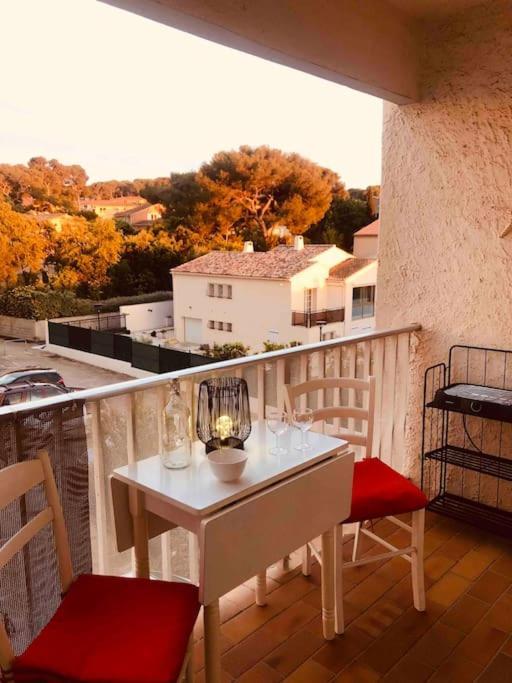 Au Calme A 2Min Mer Parking Balcon Wifi Clim! Six-Fours-les-Plages Exterior foto