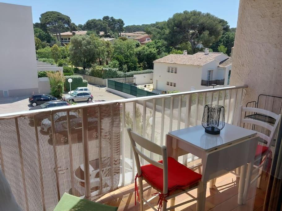 Au Calme A 2Min Mer Parking Balcon Wifi Clim! Six-Fours-les-Plages Exterior foto